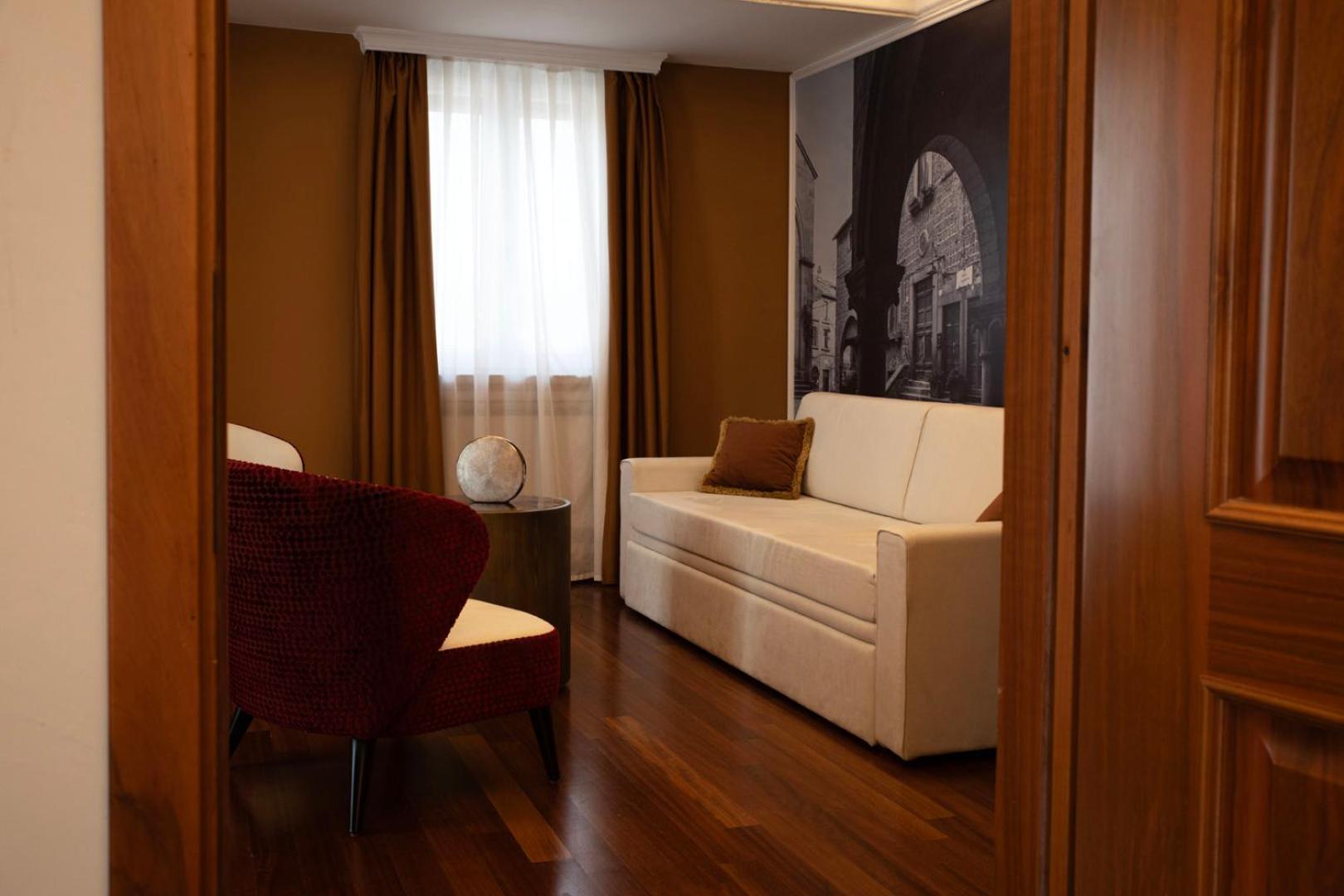 Hotel Niccolo' V - Terme dei Papi Viterbo Esterno foto